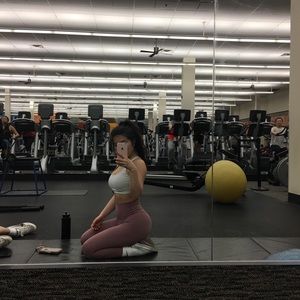 Meet your Posher, Joyce